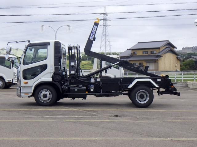 MITSUBISHI FUSOU FIGHTER 2025 Image 31