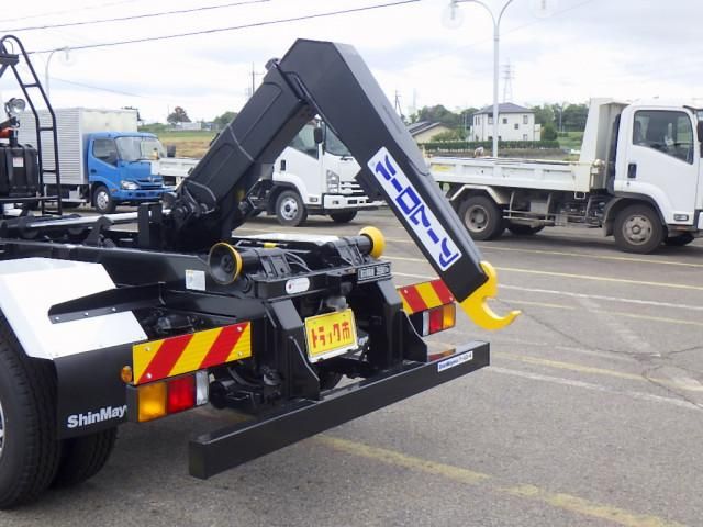 MITSUBISHI FUSOU FIGHTER 2025 Image 31