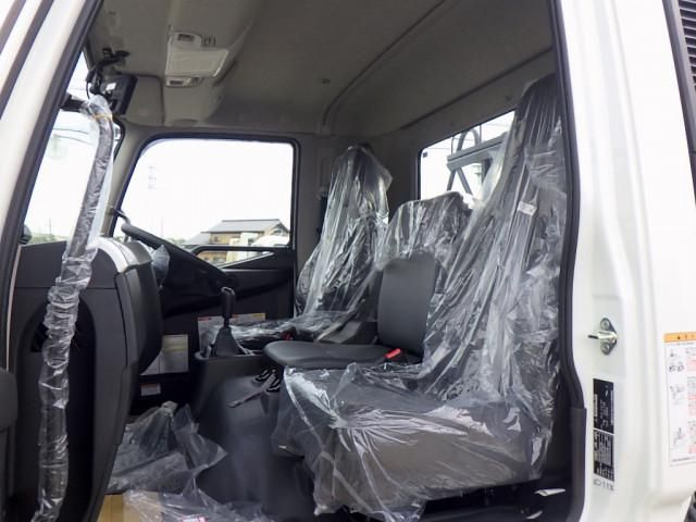 MITSUBISHI FUSOU FIGHTER 2025 Image 31