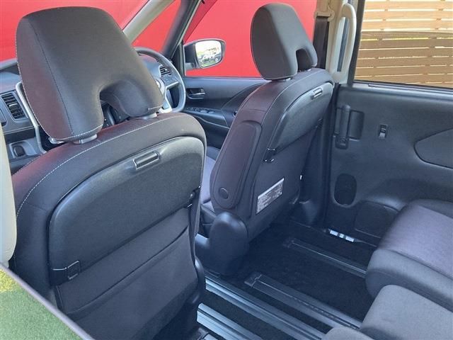 NISSAN SERENA  S-HYBRID 2016 Image 31