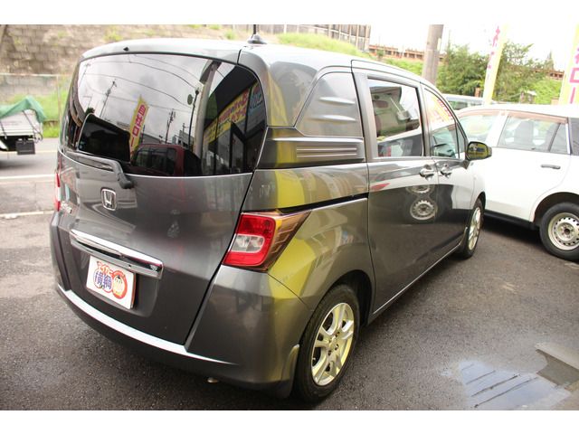 HONDA FREED SPIKE 2010 Image 31