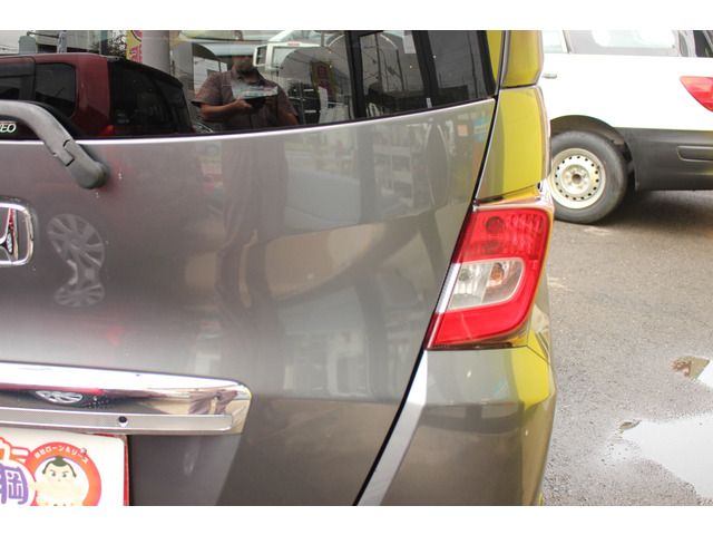 HONDA FREED SPIKE 2010 Image 31