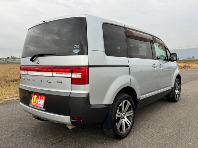 MITSUBISHI DELICA D:5 2WD 2010 Image 31
