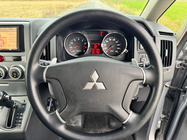 MITSUBISHI DELICA D:5 2WD 2010 Image 31