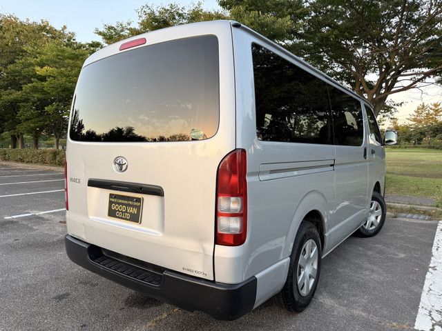 TOYOTA HIACE VAN 4WD 2014 Image 31