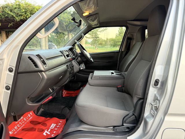 TOYOTA HIACE VAN 4WD 2014 Image 31