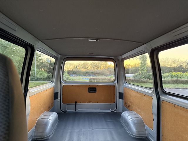 TOYOTA HIACE VAN 4WD 2014 Image 31