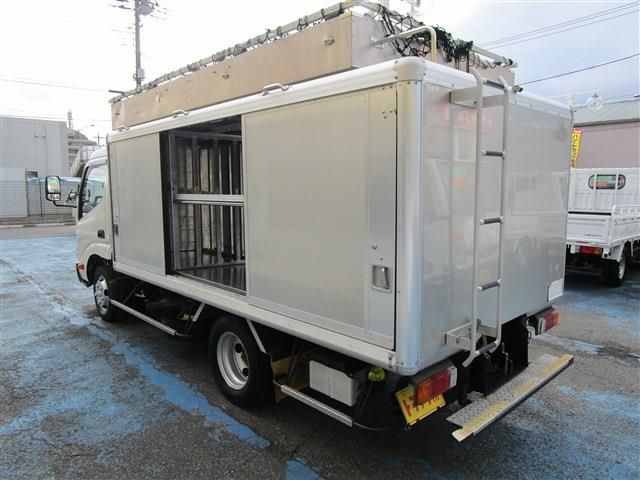 HINO DUTRO 2016 Image 31