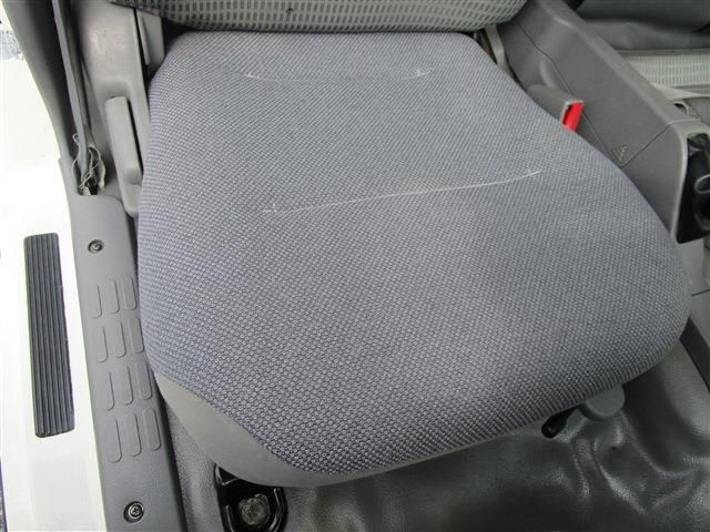 HINO DUTRO 2016 Image 31