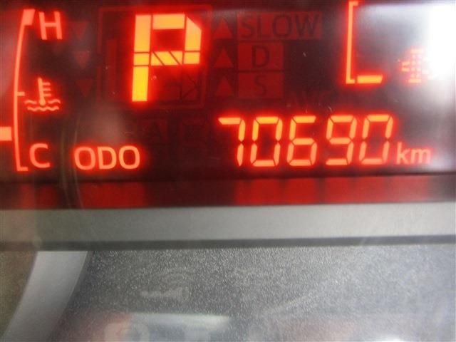 HINO DUTRO 2016 Image 31