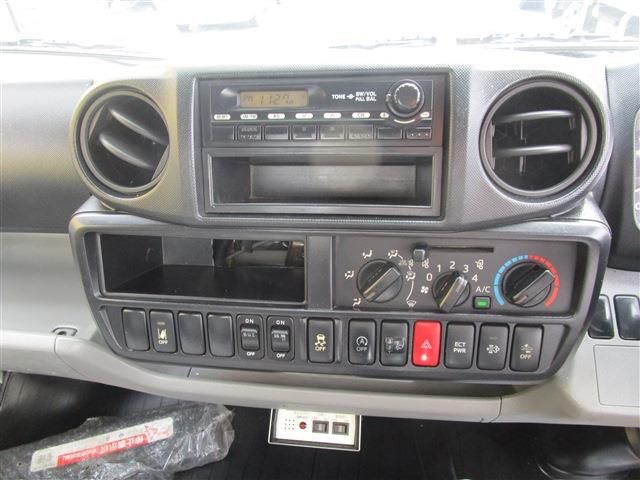 HINO DUTRO 2016 Image 31