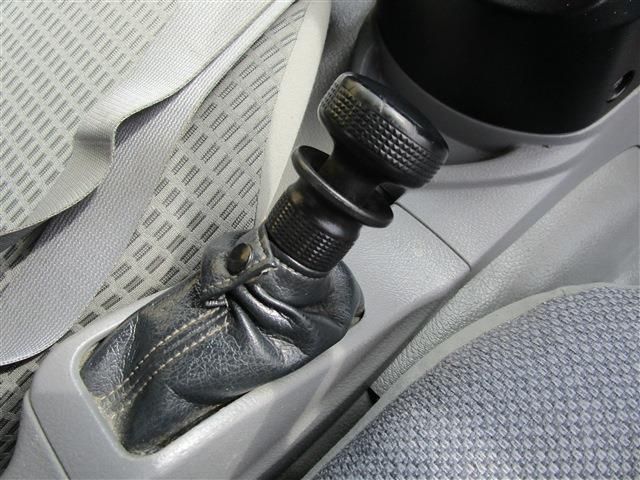 HINO DUTRO 2016 Image 31