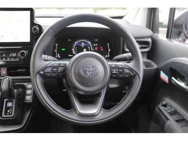 TOYOTA SIENTA HYBRID 2023 Image 31