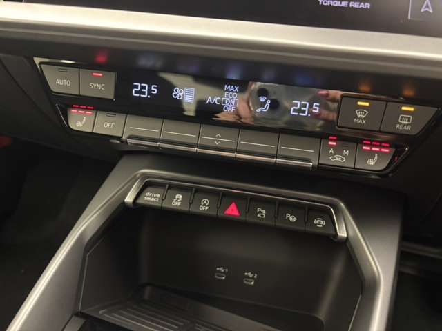 AUDI RS3 SEDAN 2025 Image 31