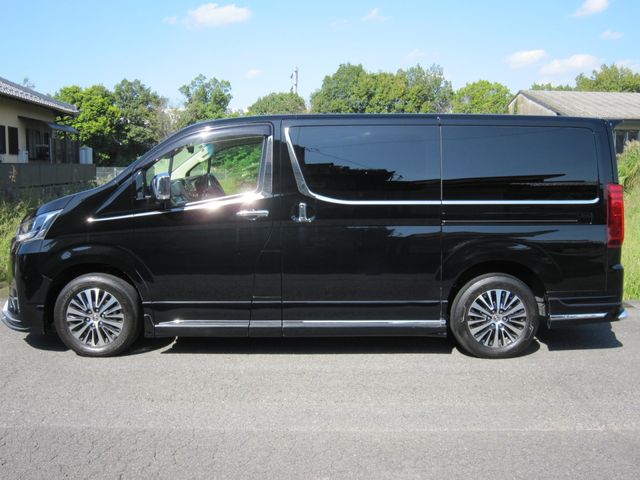 TOYOTA GRANACE 2020 Image 31