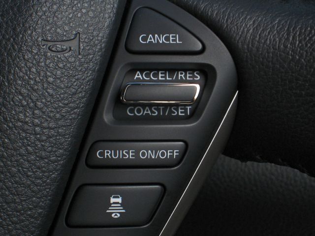 NISSAN ELGRAND 2015 Image 31