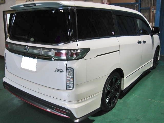 NISSAN ELGRAND 2015 Image 31