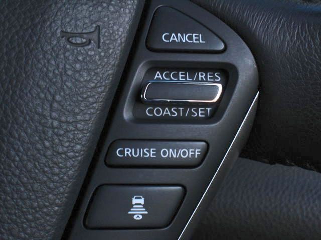 NISSAN ELGRAND 2015 Image 31