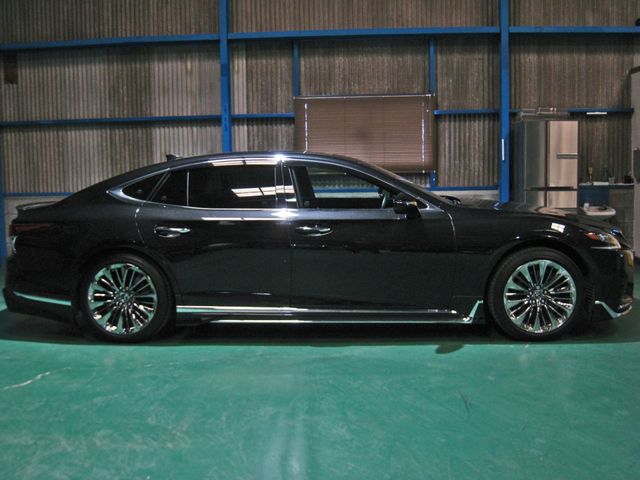 TOYOTA LEXUS LS500 2018 Image 31