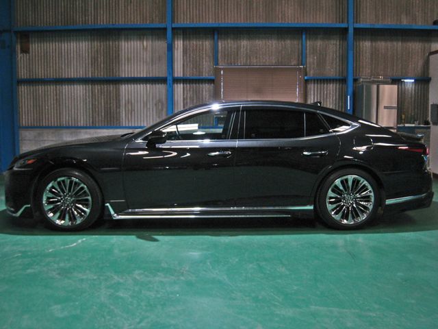 TOYOTA LEXUS LS500 2018 Image 31