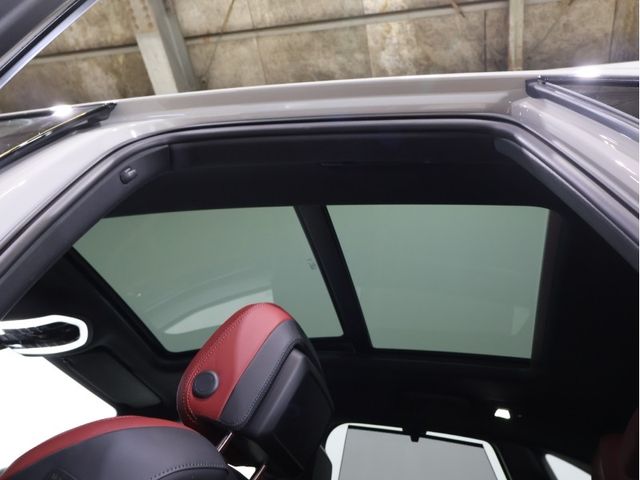 PORSCHE MACAN 2023 Image 31