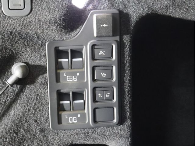 ROVER DISCOVERY 2025 Image 31