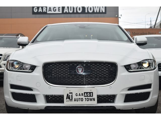 JAGUAR XESERIES 2018 Image 31