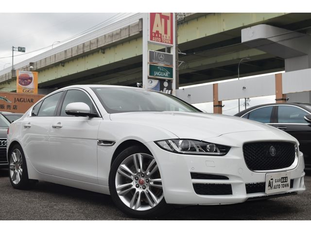 JAGUAR XESERIES 2018 Image 31