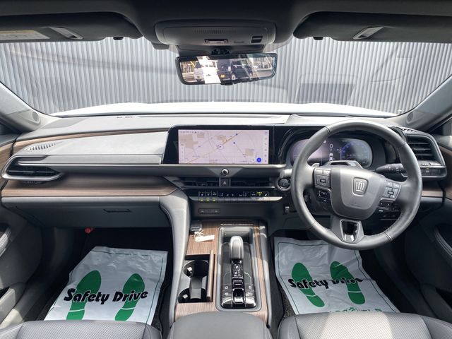 TOYOTA CROWN SEDAN HYBRID 2024 Image 31