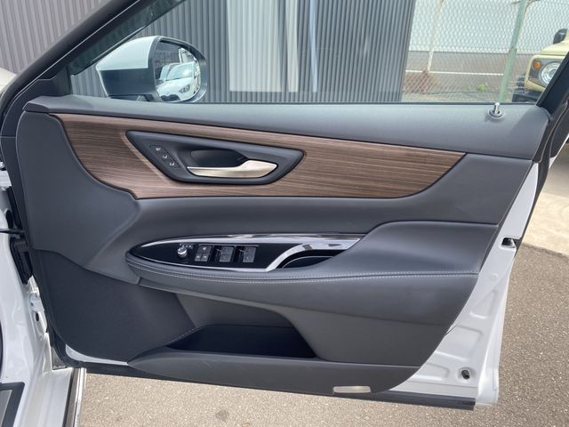 TOYOTA CROWN SEDAN HYBRID 2024 Image 31