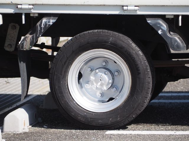 ISUZU ELF 2016 Image 31