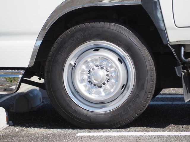 ISUZU ELF 2016 Image 31