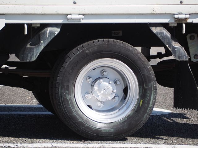 ISUZU ELF 2016 Image 31