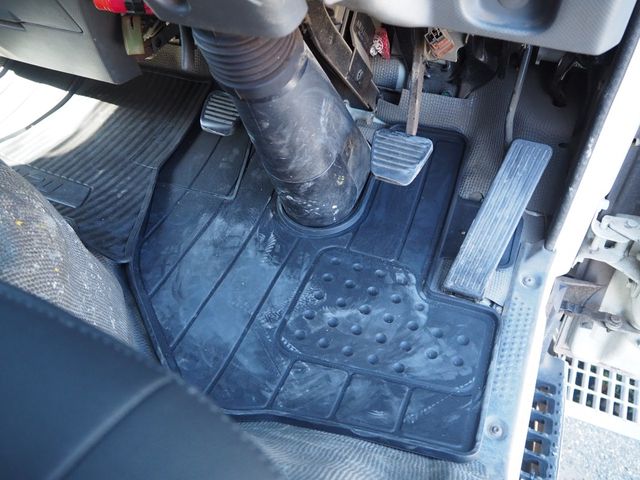 ISUZU ELF 2016 Image 31