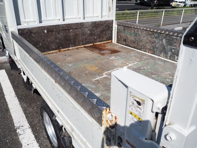 ISUZU ELF 2016 Image 31