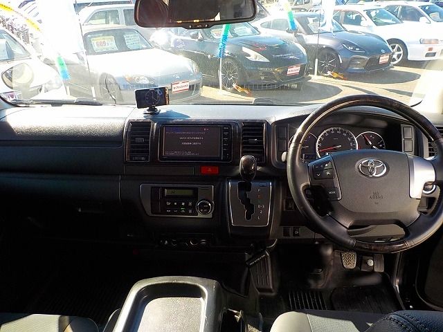 TOYOTA REGIUSACE VAN 4WD 2016 Image 31