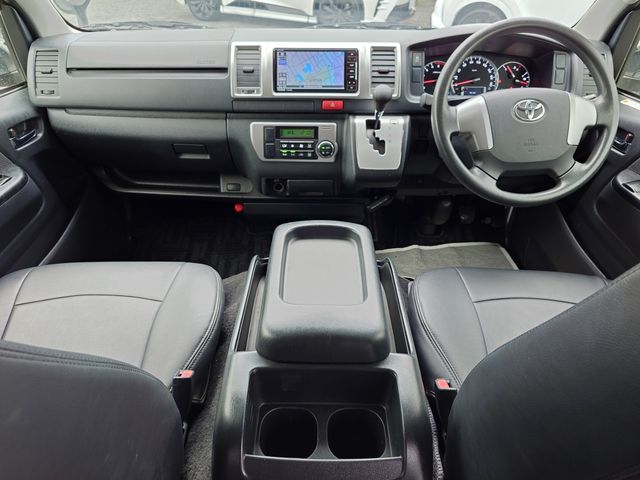 TOYOTA REGIUSACE VAN 2WD 2019 Image 31
