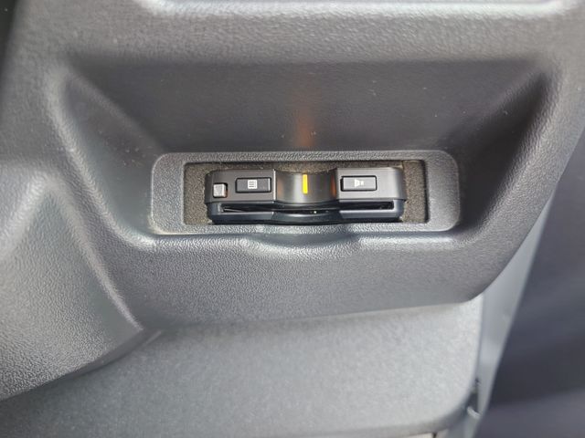 TOYOTA REGIUSACE VAN 2WD 2019 Image 31