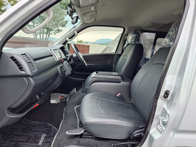 TOYOTA REGIUSACE VAN 2WD 2019 Image 31