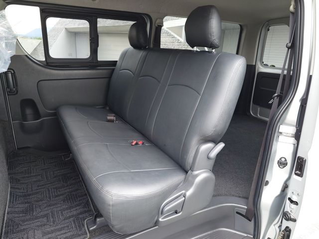 TOYOTA REGIUSACE VAN 2WD 2019 Image 31