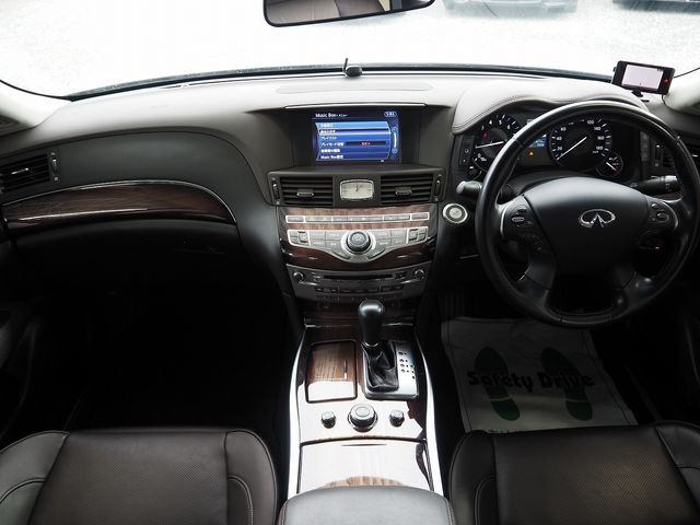 NISSAN FUGA HYBRID 2016 Image 31