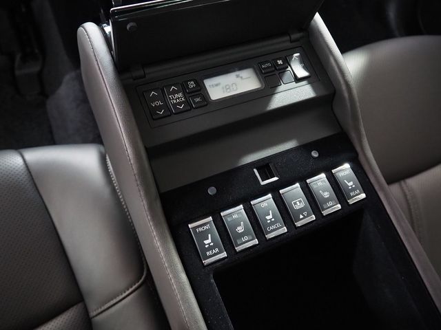 NISSAN FUGA HYBRID 2016 Image 31