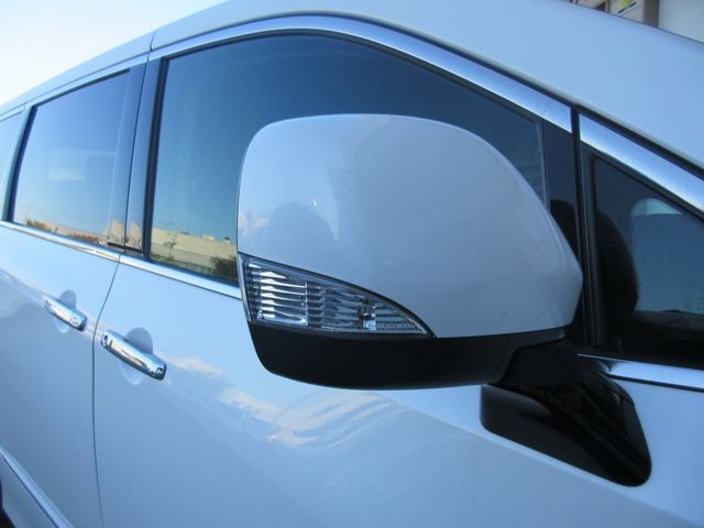 NISSAN ELGRAND  4WD 2023 Image 31
