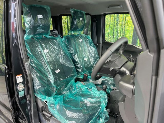 SUZUKI JIMNY NOMADE 2025 Image 31