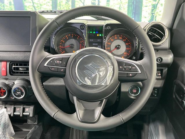 SUZUKI JIMNY NOMADE 2025 Image 31