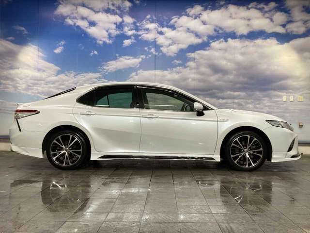 TOYOTA CAMRY HYBRID 2020 Image 31