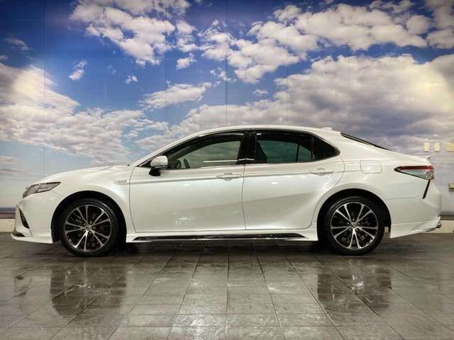 TOYOTA CAMRY HYBRID 2020 Image 31