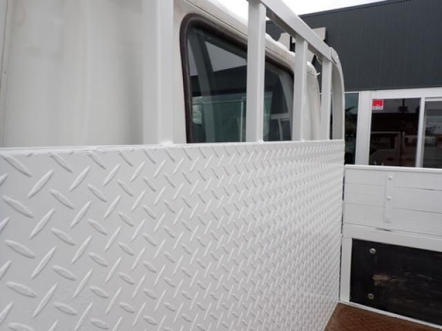 ISUZU ELF 2018 Image 31