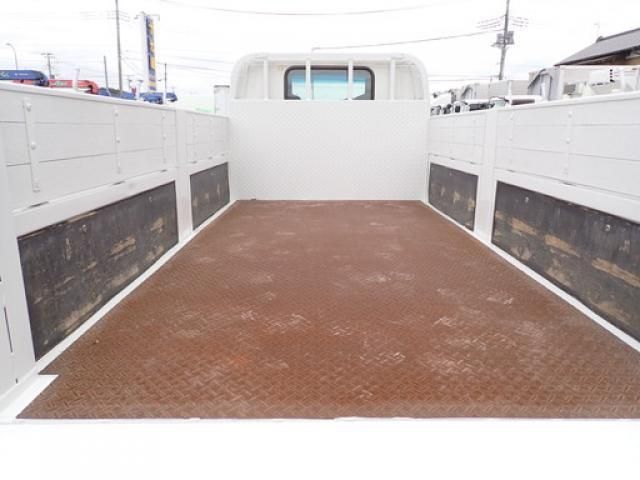 ISUZU ELF 2018 Image 31