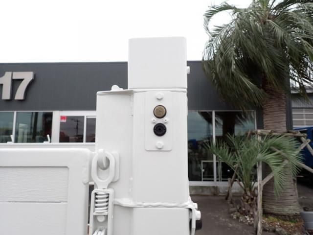 ISUZU ELF 2018 Image 31